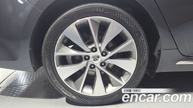 Kia K5 из Кореи Encar