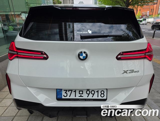 BMW X3 xDrive 20 M Sport — пробег 2 550 км — фото 4 из 5