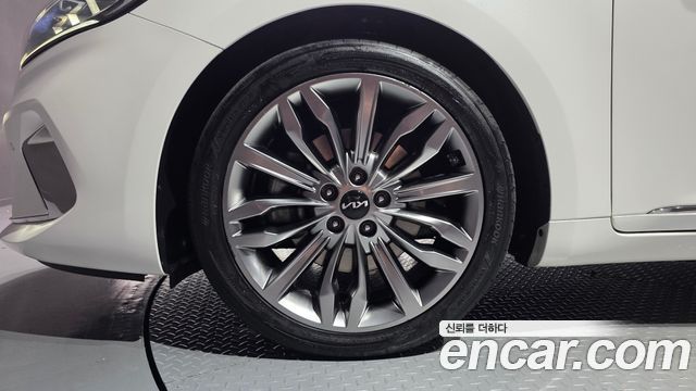 Kia K7 из Кореи Encar