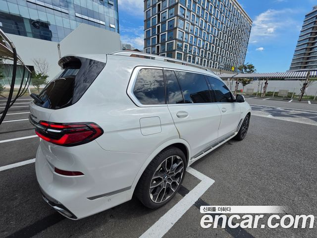 BMW X7 xDrive 40i M Sport 6STR — пробег 21 100 км — фото 5 из 5