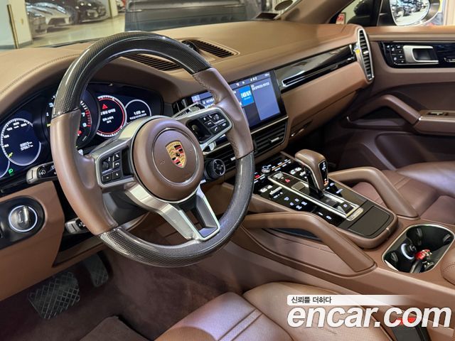 Porsche Cayenne 3.0 S E-Hybrid Coupe — пробег 83 805 км
