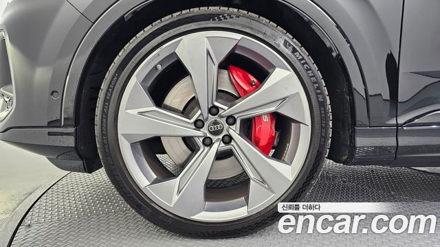 Audi SQ7 4.0 TFSI Quattro — пробег 42 476 км