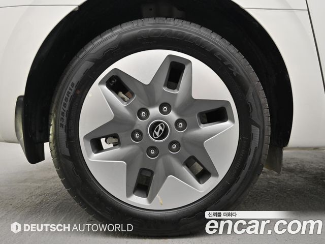 Hyundai Staria из Кореи Encar