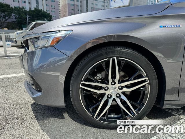 Honda Accord 2.0 Hybrid Touring — пробег 87 660 км