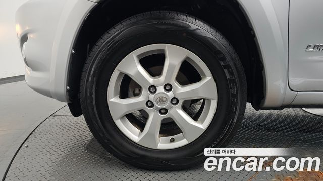 Toyota RAV4 2.5 2WD 3rd — пробег 91 144 км
