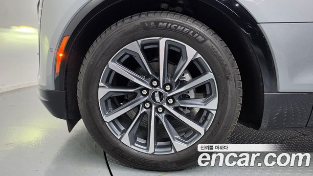Cadillac Lyriq Sport — пробег 6 757 км