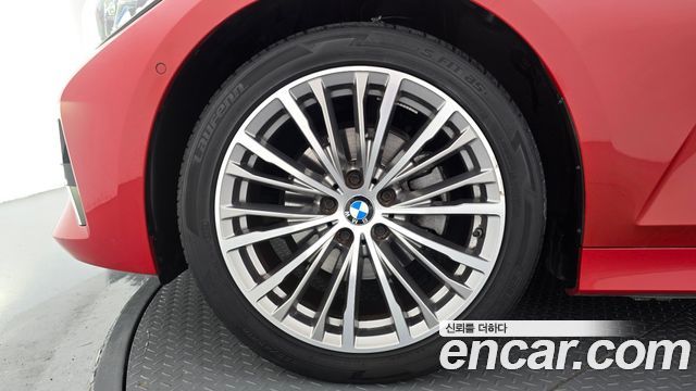 BMW 3-Series из Кореи Encar