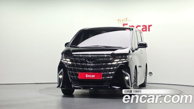 Toyota Alphard 2.5 HEV Executive AWD — пробег 60 292 км