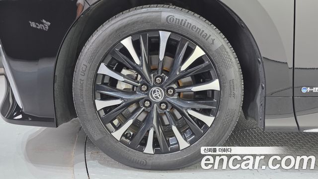 Toyota Alphard 2.5 HEV Executive AWD — пробег 60 292 км