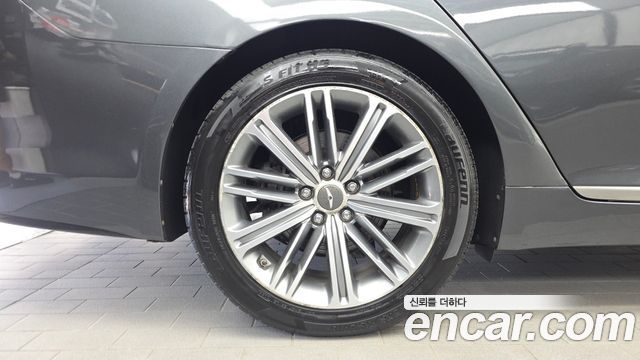 Genesis G80 из Кореи Encar