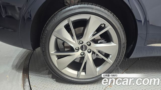 Genesis GV70 из Кореи Encar