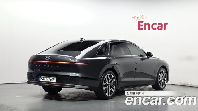 Hyundai Grandeur из Кореи Encar