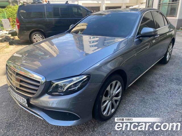 Mercedes-Benz E-Class из Кореи Encar