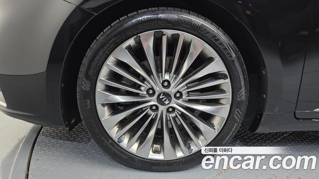 Kia K7 из Кореи Encar