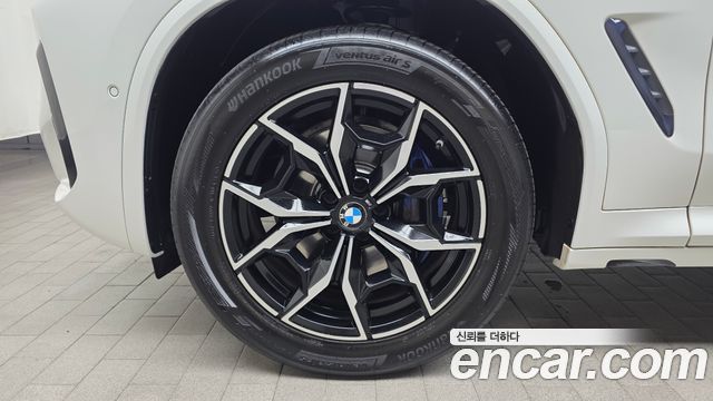 BMW X4 xDrive20i M Sport — пробег 67 405 км — фото 5 из 5