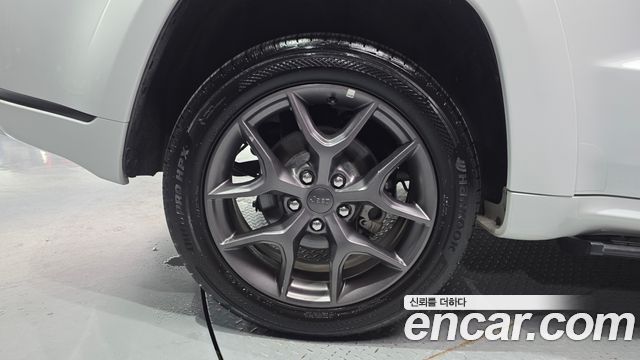 Jeep Cherokee из Кореи Encar