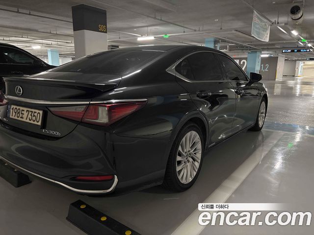 Lexus ES Luxury Plus — пробег 153 152 км — фото 2 из 5