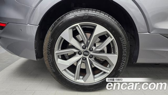 Audi e-tron из Кореи Encar