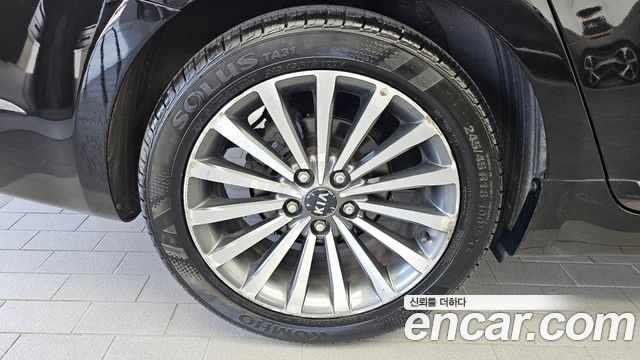 Kia K7 из Кореи Encar
