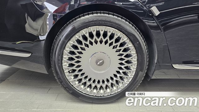 Genesis G90 из Кореи Encar