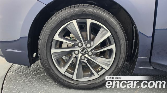 Lexus CT200h из Кореи Encar