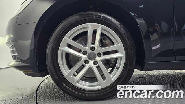 Audi A4 из Кореи Encar