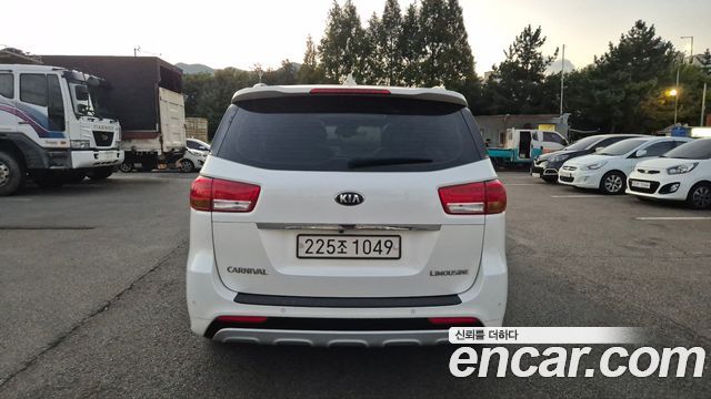 Kia Carnival 7-seater Limousine President — пробег 163 532 км — фото 5 из 5