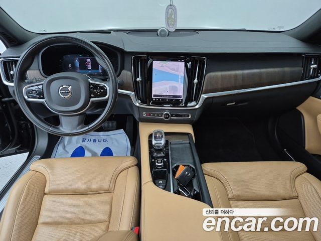 Volvo S90 B6 AWD Inscription — пробег 54 605 км