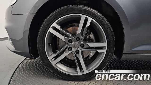 Audi A4 из Кореи Encar