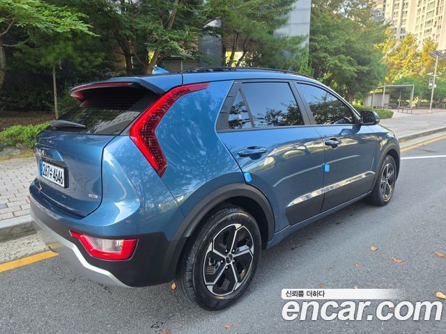 Kia Niro Prestige — пробег 83 339 км — фото 5 из 5