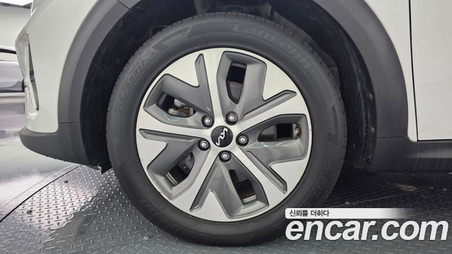 Kia Niro Earth — пробег 159 117 км — фото 5 из 5