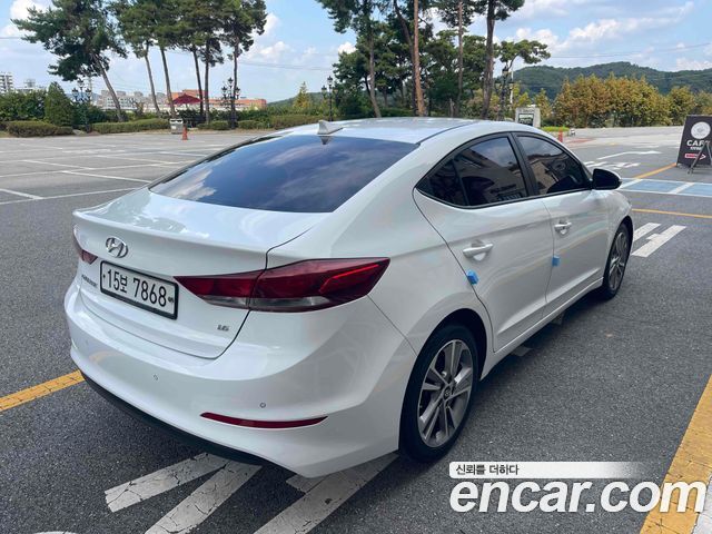Hyundai AVANTE из Кореи Encar