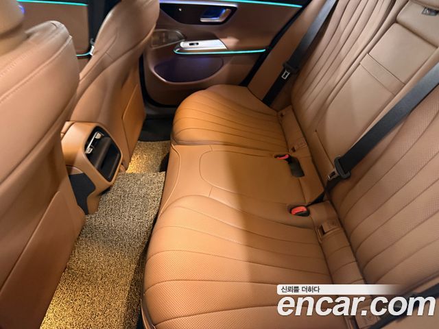 Mercedes-Benz E-Class E300 4MATIC AMG Line — пробег 17 307 км — фото 5 из 5