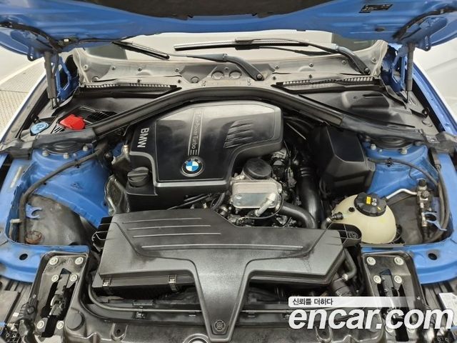 BMW 3-Series 320i M Sport — пробег 83 000 км — фото 5 из 5