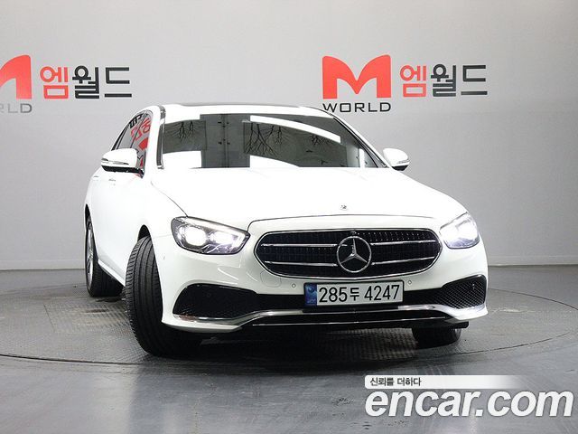 Mercedes-Benz E-Class E350 4MATIC Avantgarde — пробег 67 245 км — фото 2 из 5