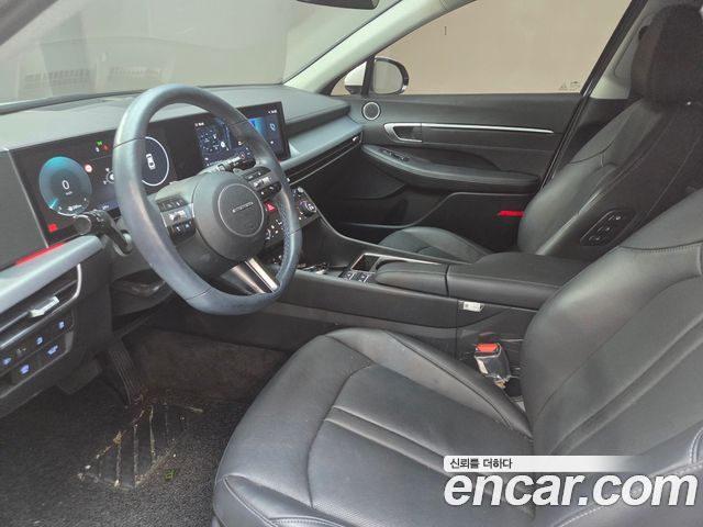 Hyundai Sonata 1.6 Turbo Exclusive — пробег 18 014 км