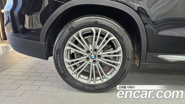 BMW X3 xDrive 20i Luxury — пробег 102 267 км