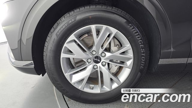 Genesis GV70 из Кореи Encar