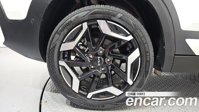 Kia Seltos из Кореи Encar