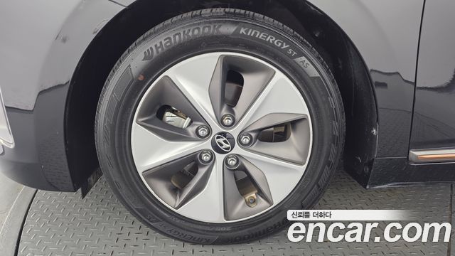 Hyundai Ioniq из Кореи Encar