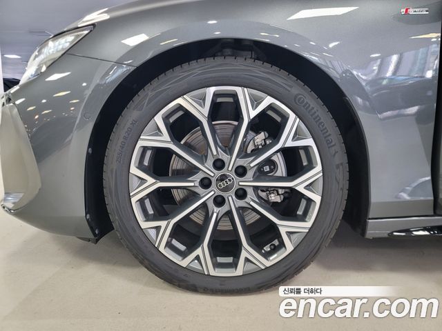 Audi A6 40 TFSI S Line — пробег 20 км
