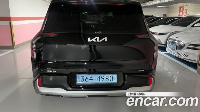 Kia EV9 Long Range 4WD GT Line — пробег 72 981 км