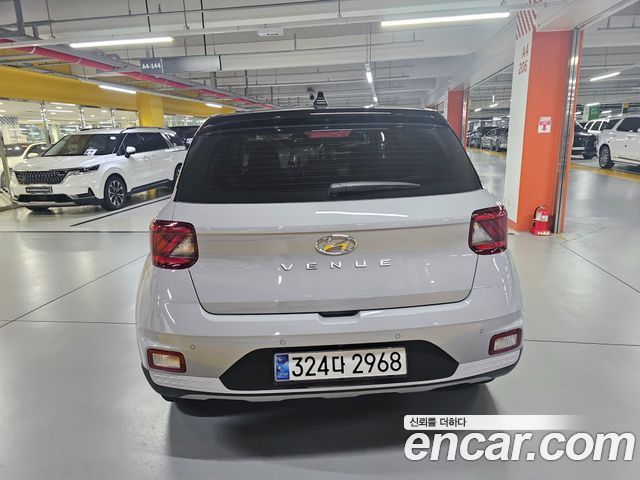 Hyundai Venue 1,6 Premium — пробег 42 396 км