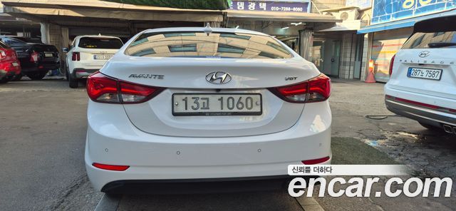 Hyundai AVANTE 1.6 VGT Premium Standard — пробег 173 749 км