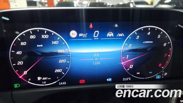 Mercedes-Benz E-Class E200 AMG Line — пробег 1 100 км