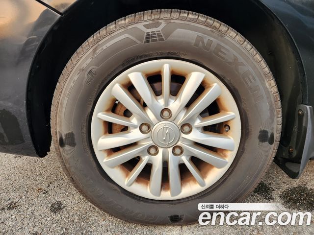 Ssangyong KORANDO 4WD LT 11-seater — пробег 90 034 км