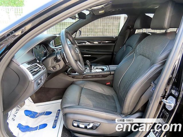 BMW 7-Series M760Li xDrive — пробег 60 039 км — фото 5 из 5