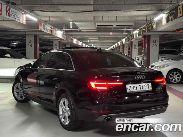 Audi A4 30 TDI Premium — пробег 84 000 км — фото 2 из 5