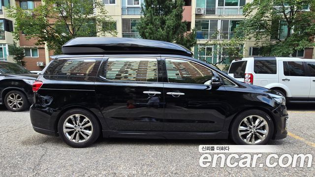 Kia Carnival из Кореи Encar