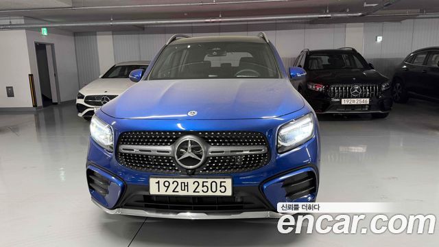 Mercedes-Benz GLB-Class GLB250 4MATIC — пробег 48 км — фото 2 из 5